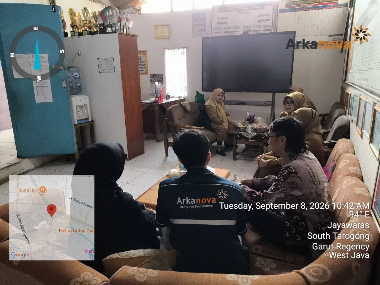 Kunjungan tim marketing dan direksi ke sekolah - foto 6